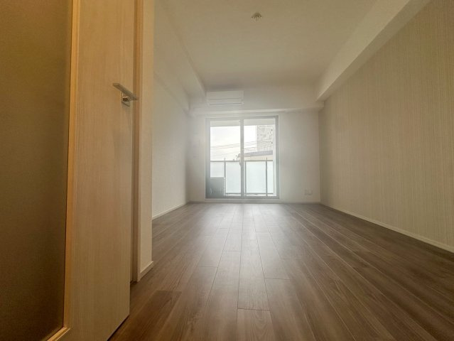 スプランディッド中之島DUEの洋室