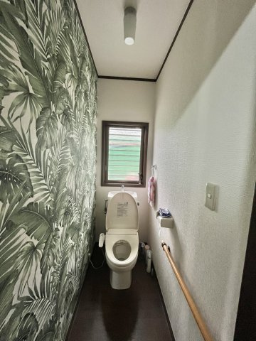 泉佐野市日根野　戸建のトイレ|ゆったりとした空間のトイレです