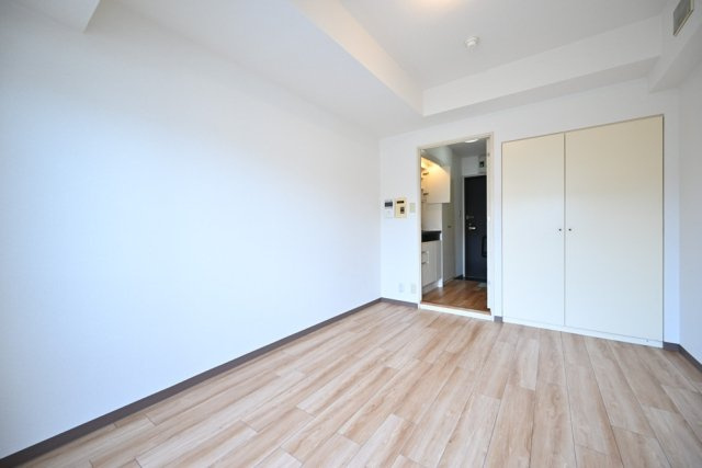 ナイスアーバンスピリッツ鶴見市場Ⅱ芦澤ビルの洋室