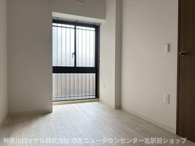 【寝室】