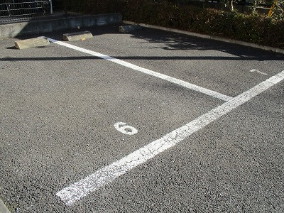 【駐車場】 | レオパレスいずみ | 画像8