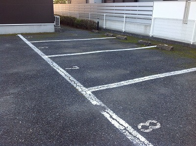 レオパレスさちの駐車場|画像8