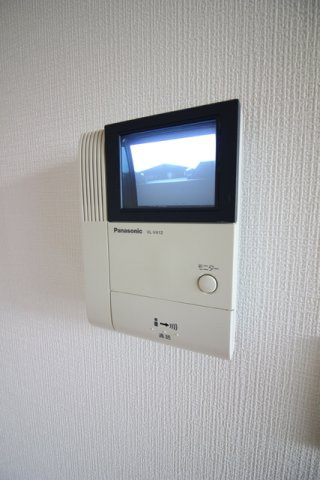 ブルーツリーアンのセキュリティ|TVモニター付きで安心です☆