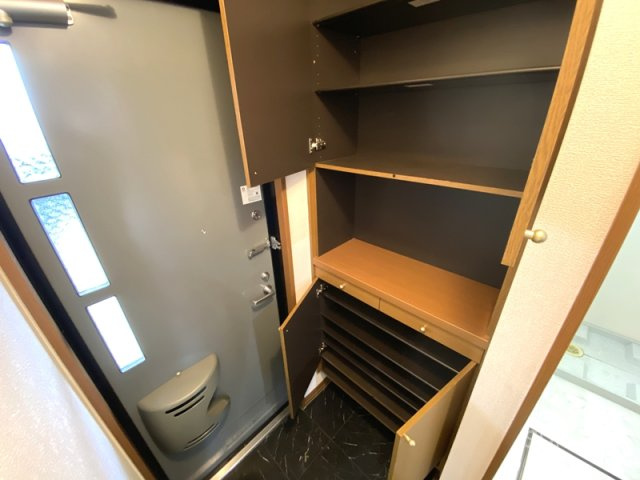 ヴィヴィレ　フルールの収納|玄関収納☆彡