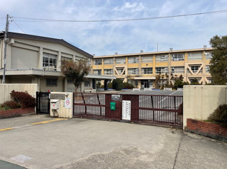 【周辺】 | 松井ケ丘小学校まで約９５０ｍ