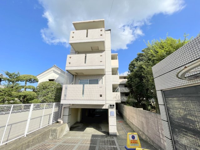 メゾンスイート西大寺