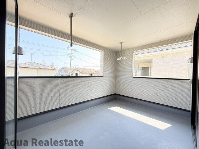 高松市牟礼町大町の新築一戸建の発電・温水設備|エコキュートは販売価格に含まれております！