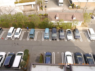 【駐車場】