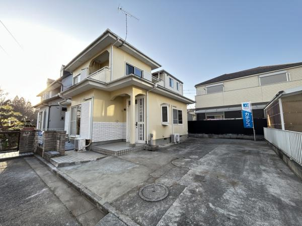 宇都宮市石井町　4DK　中古住宅の外観