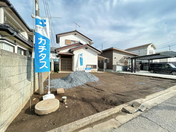 宇都宮市茂原２丁目　3LDK　中古住宅の前面道路含む現地写真