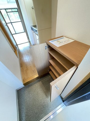 【玄関】 | クレハタワーズ東中島