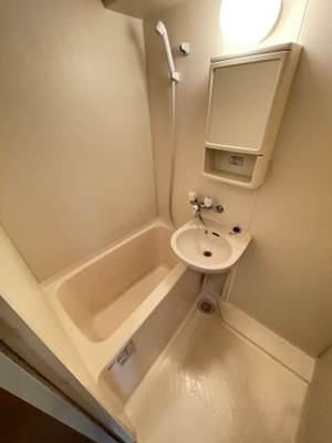 【浴室】 | クレハタワーズ東中島