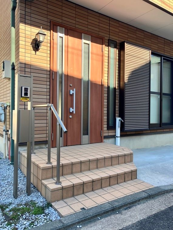 丸山戸建のエントランス