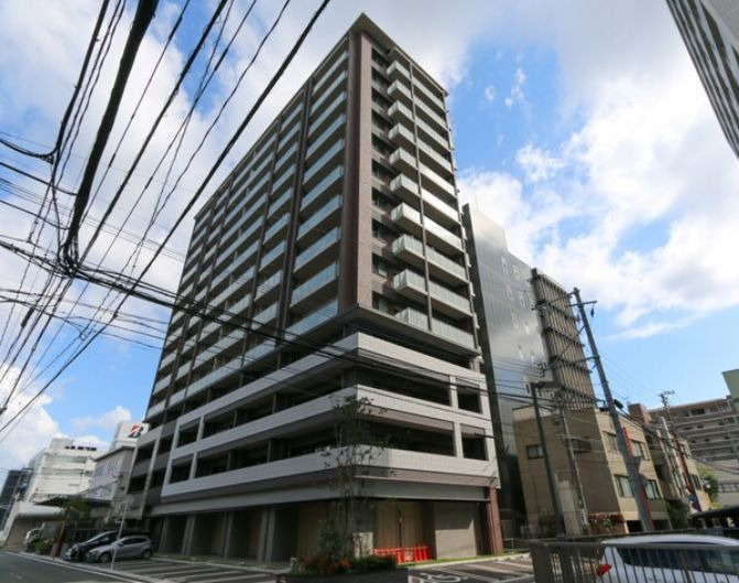 モントーレ東比恵クレアの外観