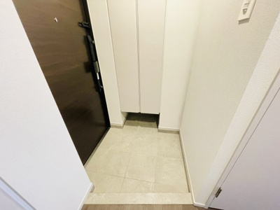 【玄関】 | SYFORME OMIYA | Btypeのお写真です（カラータイプが異なる場合がございます）