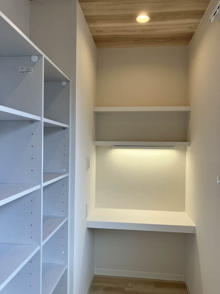 大毛寺ハイツＢ棟の収納