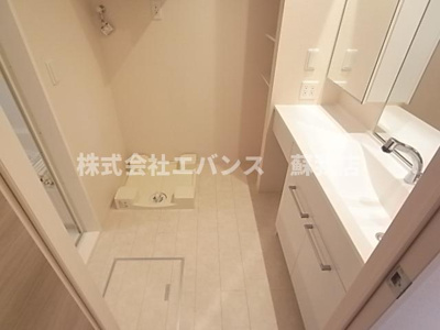 【洗面所】 | GrandBonheur(グランボヌール） | 明るい洗面所です