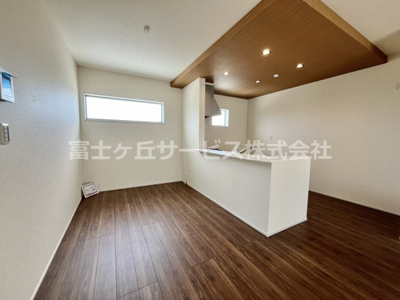 【ダイニング】 | 榛原郡吉田町川尻 5期 新築一戸建て | ダイニングスペース