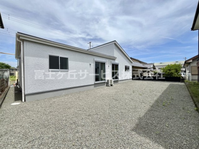【庭】 | 榛原郡吉田町川尻 5期 新築一戸建て | 休日はお庭でお楽しみいただけます