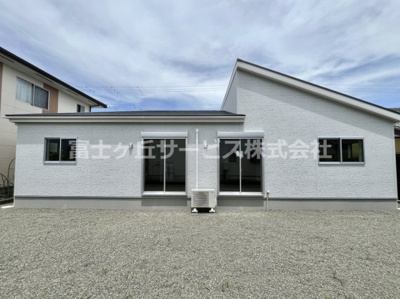 【外観】 | 榛原郡吉田町川尻 5期 新築一戸建て | 庭側の外観