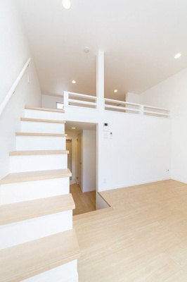 【居間・リビング】 | アリエッタ馬出