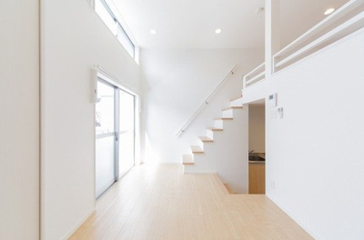 【居間・リビング】 | アリエッタ馬出 | アレンジ自由自在の広々空間です！