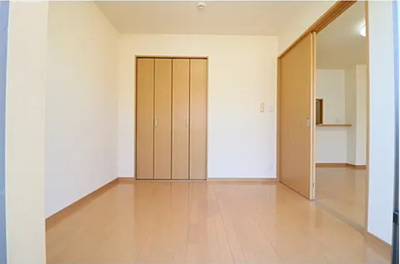 【洋室】 | ニューアムールクラニア