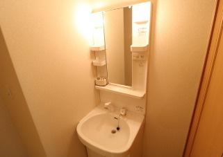 【洗面所】 | ニューアムールクラニア