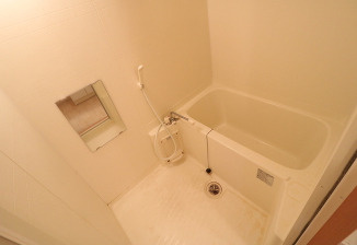 【浴室】 | ニューアムールクラニア