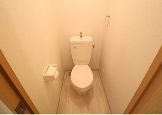 【トイレ】 | ニューアムールクラニア