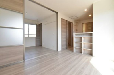 【居間・リビング】 | ブランポルテ | ゆったり過ごせる居間です