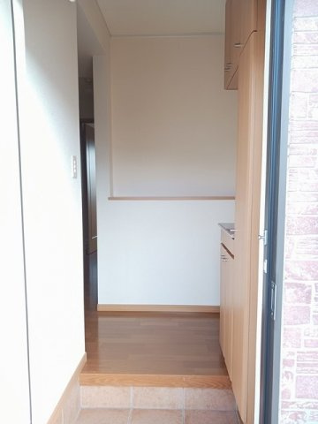 チャンプデブレの玄関|収納もある玄関です