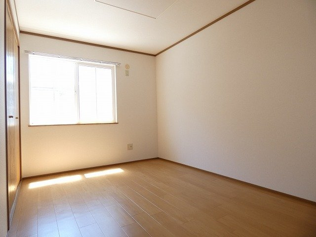 ミレニアム　ワールドの内装|おしゃれな内装です