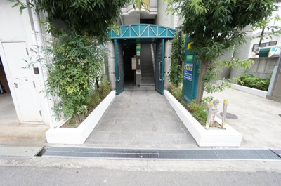 【エントランス】 | ロイヤル高槻