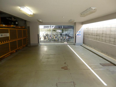 【駐車場】 | ロイヤル高槻