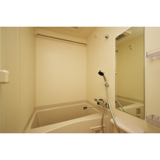 プランドール北浜の浴室