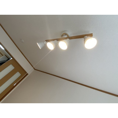 【内装】 | 照明／モデルルーム写真