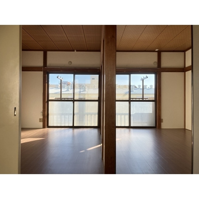 【居間・リビング】