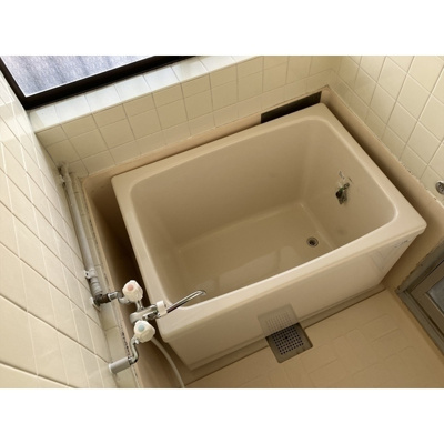 【浴室】 | 窓あり