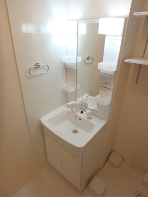 時間の無い時に便利な洗髪洗面化粧台付★
