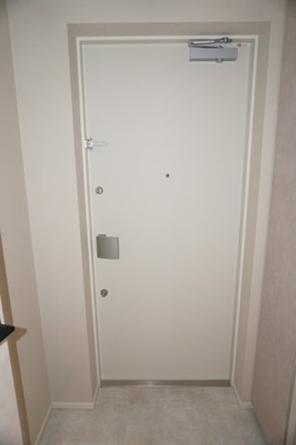 【玄関】 | プレミアムフラット横濱紅葉坂