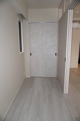 【洋室】 | プレミアムフラット横濱紅葉坂 | コンパクトで使いやすい洋室です