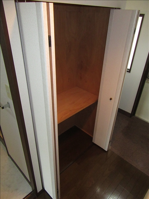 グランドメゾン黒川の設備|廊下収納あり