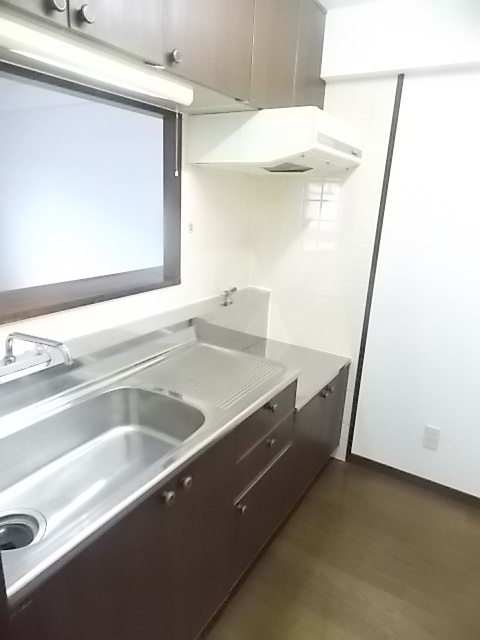 グランドメゾン黒川のキッチン|お料理しやすいキッチンです