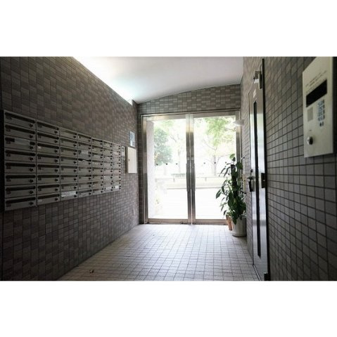 ＹＡＹＯＩ　ＣＯＵＲＴのエントランス|エントランスホール