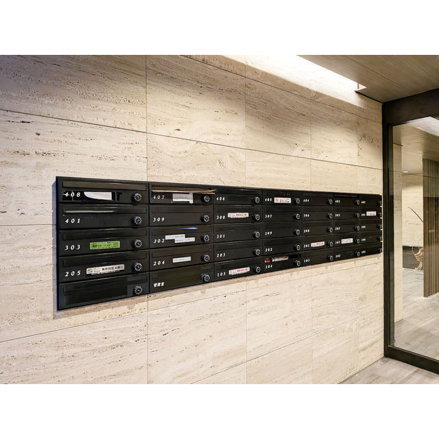 ＬＥＧＡＬＡＮＤ市谷薬王寺のその他共用部分|ポスト