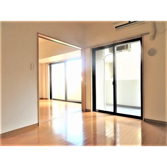 サンクレイドルレヴィール池袋の居間・リビング