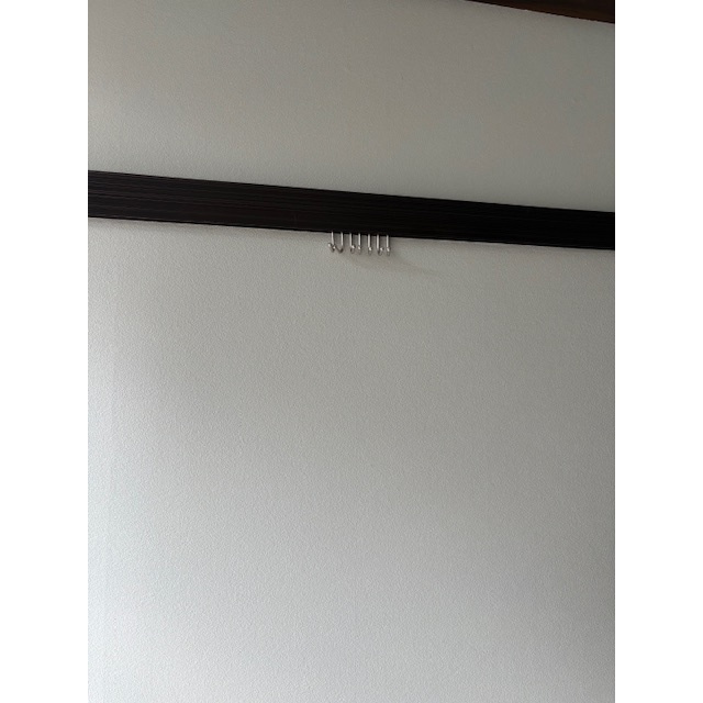 岐阜市細畑華南のアパートの内装|壁掛けレール