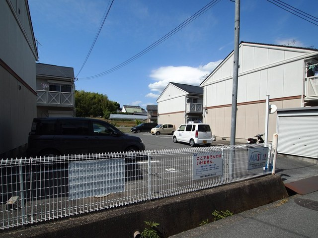 ハイツ池田Ｄの駐車場