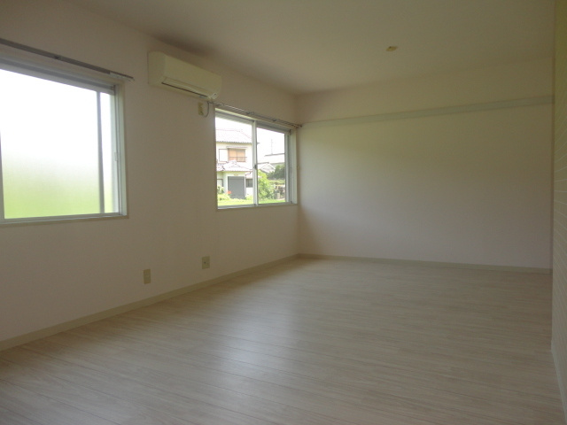 ハイツ池田Ｃの居間・リビング